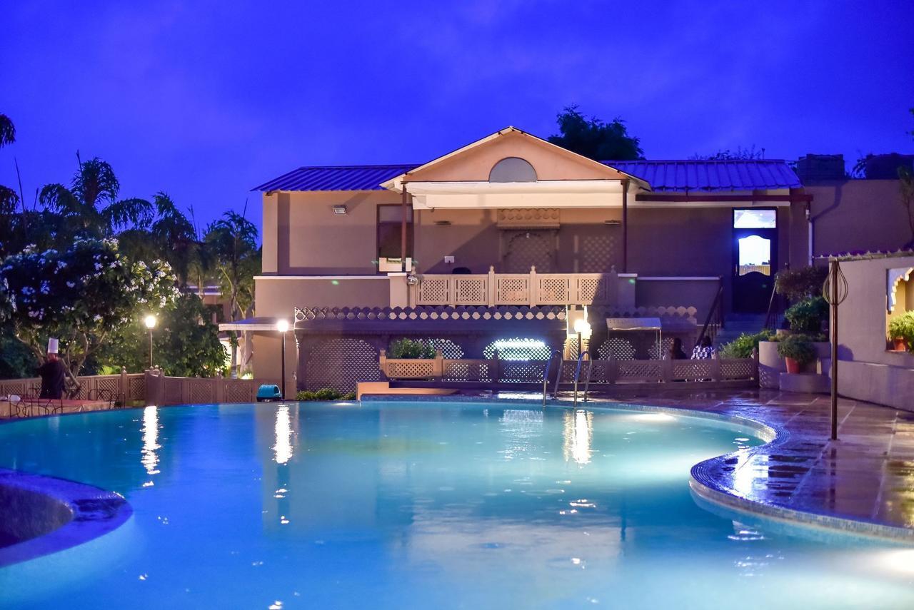 Araliayas Resort & Spa Udaipur Exterior photo