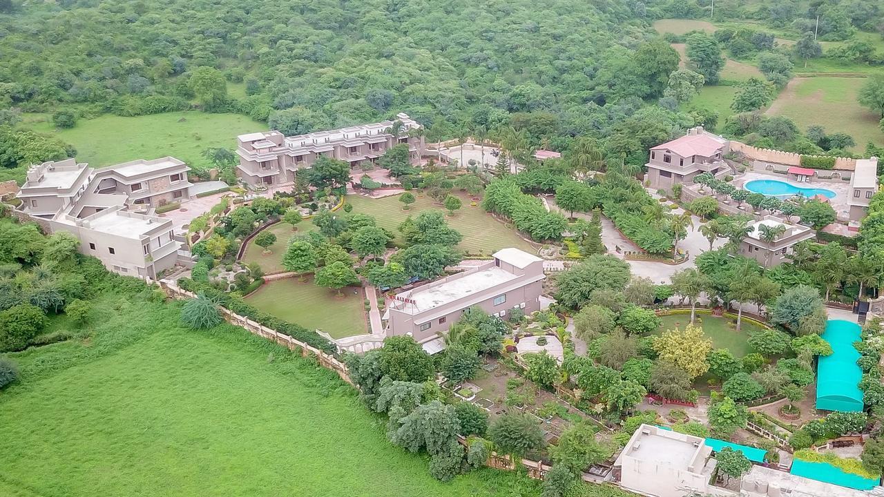 Araliayas Resort & Spa Udaipur Exterior photo